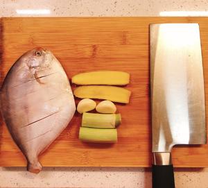 烤平鱼/鲳鱼（鲜嫩清淡）的做法 步骤3
