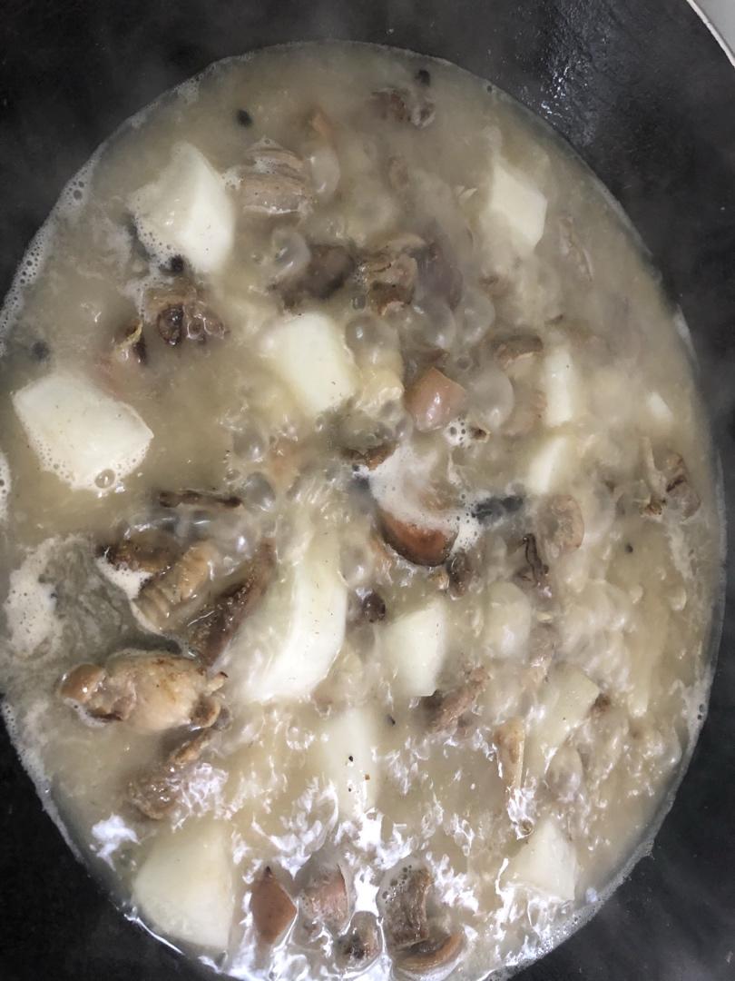 羊肉炖白萝卜