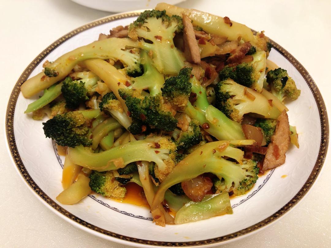 🔥新手必备@家常菜@肉炒西兰花🔥的做法