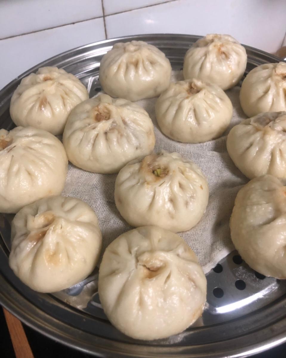 鲜肉包子