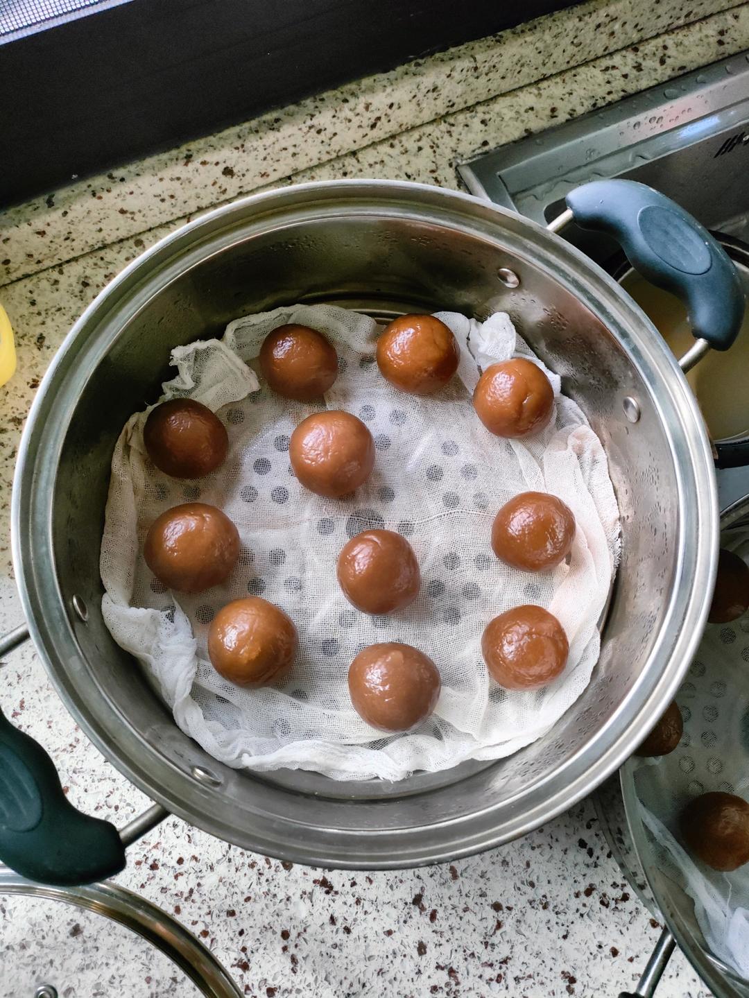 记忆里的美味—灰汁团。    （附带做法）