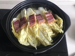 火腿白菜砂锅汤的做法 步骤6