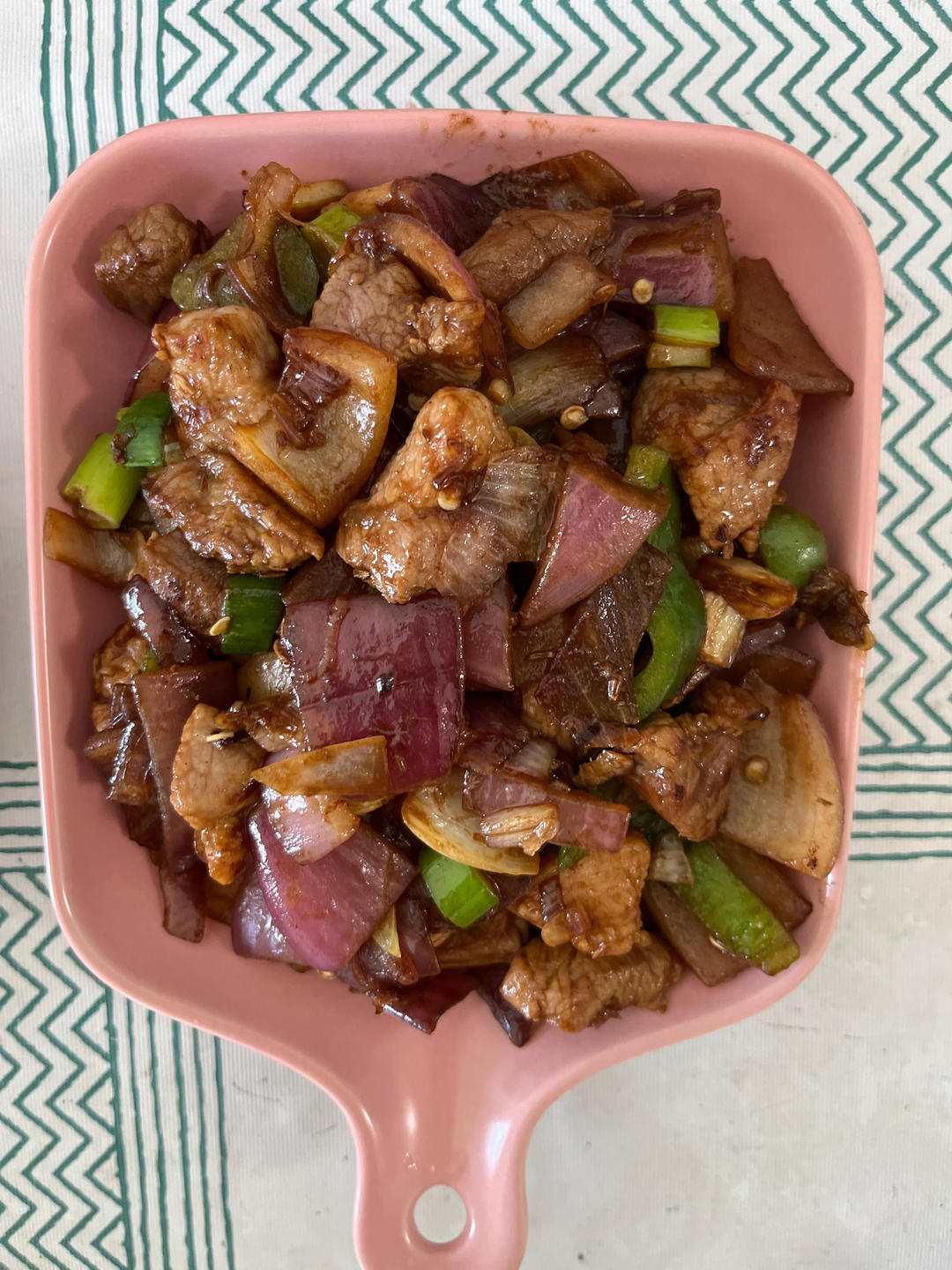 洋葱炒肉片
