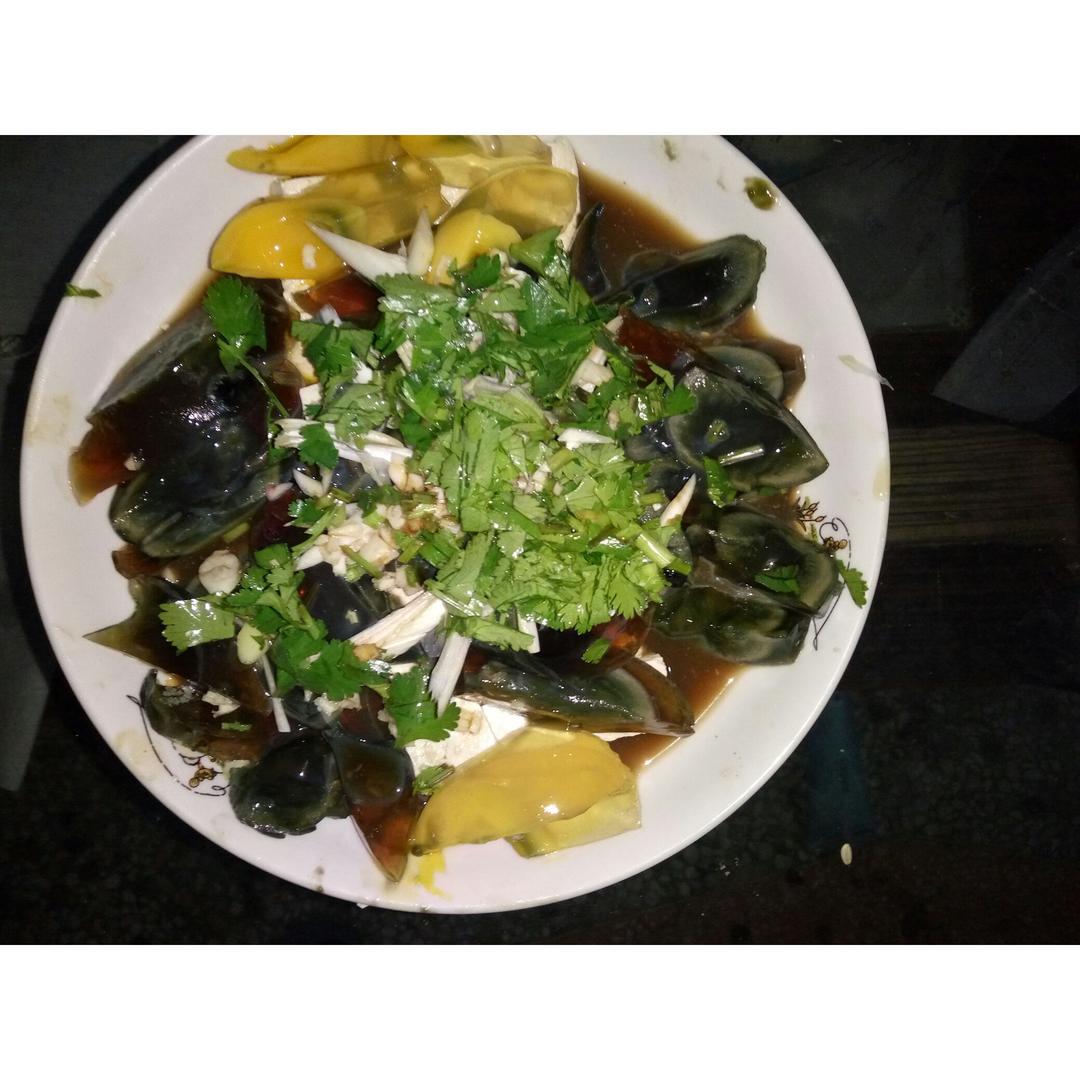 皮蛋豆腐