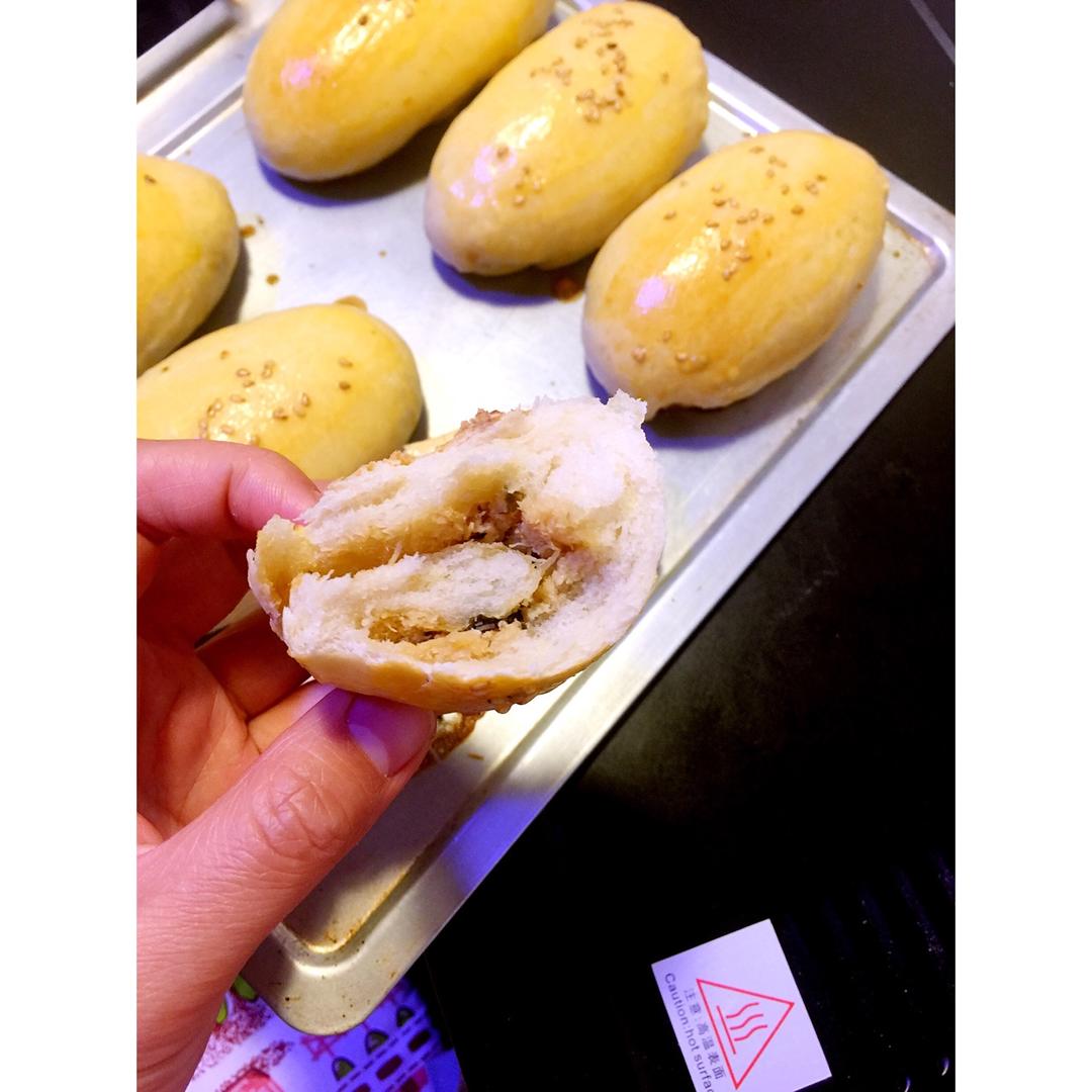 超好吃的肉松面包