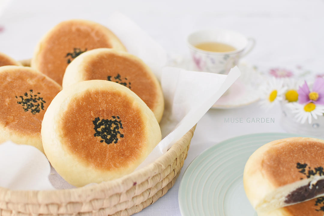 日式传统红豆面包（中国红豆大饼子）