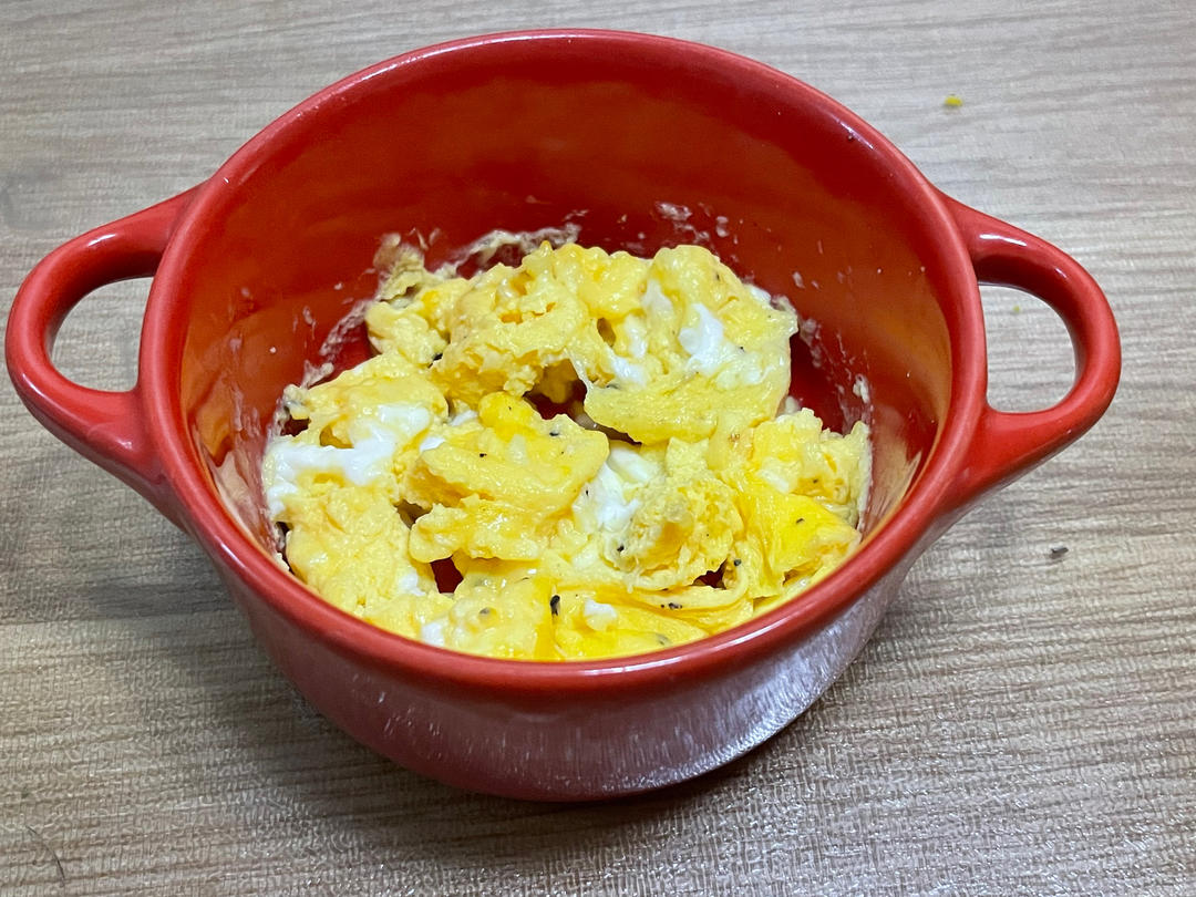 【增肌减脂】健康版美式滑蛋（微波炉）