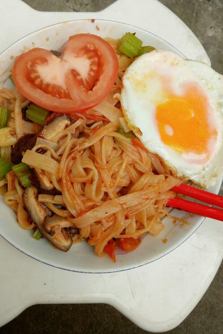 懒人餐—炒冷面
