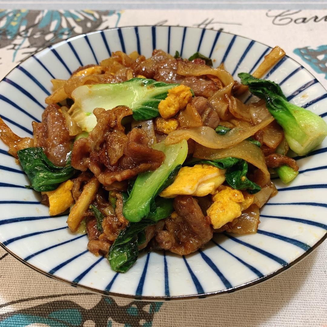 牛肉炒河粉，小美的美食