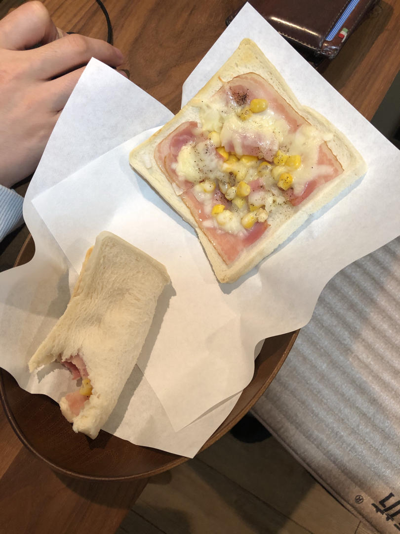 吐司披萨，十分钟快手早餐，简单到极致的神仙搭配