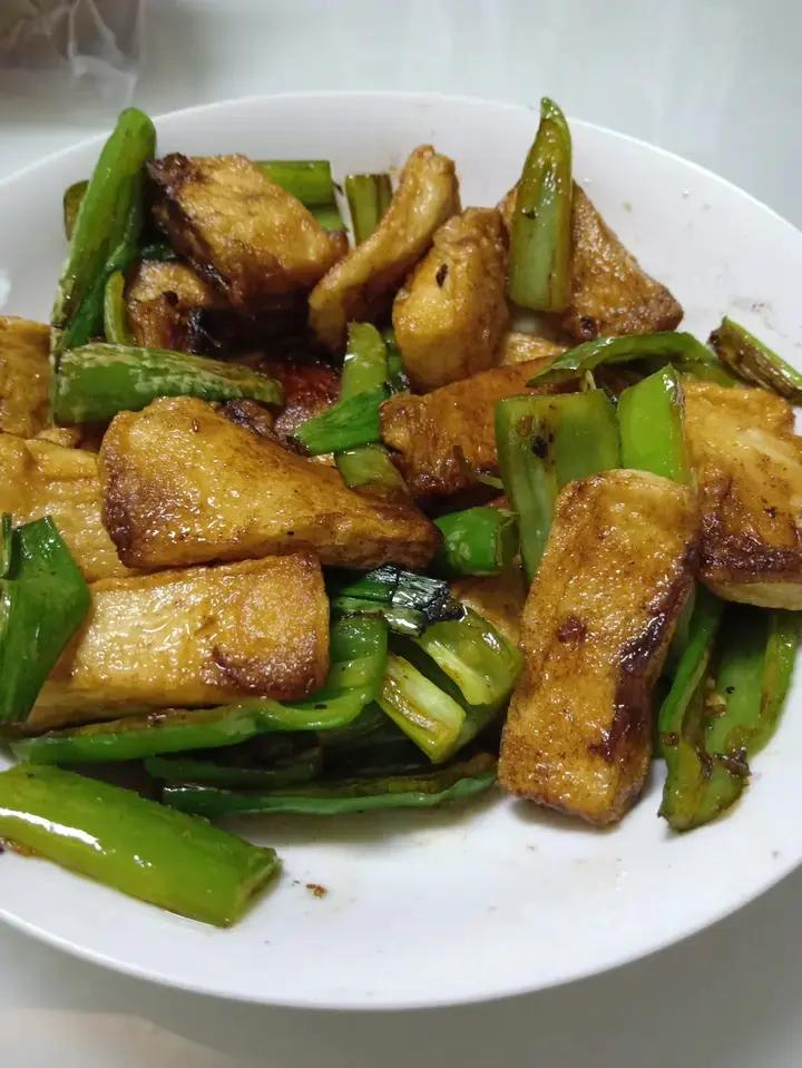 青椒炒豆腐