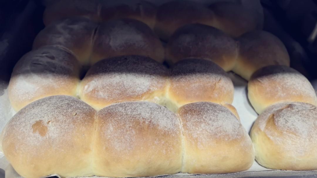 消耗淡奶油---超级柔软奶油小面包