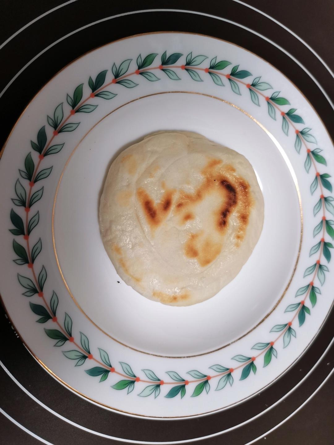 肉夹馍 Rou Jia Mo
