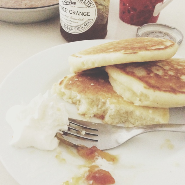 绝对松软有弹性的厚热香饼Tall and Fluffy Pancakes