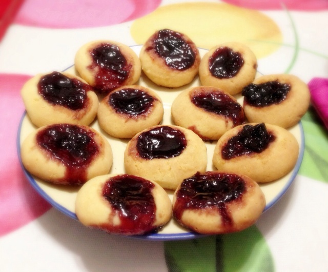 特浓奶香果酱酥饼