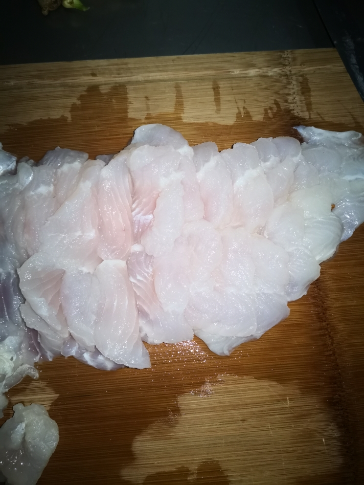 低脂又营养的南瓜蒸龙利鱼#麦子厨房#美食锅出品的做法 步骤1