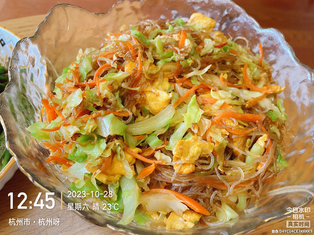最近爱吃粉丝粉条～包菜炒粉丝