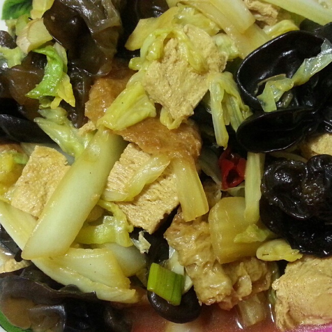白菜炖冻豆腐