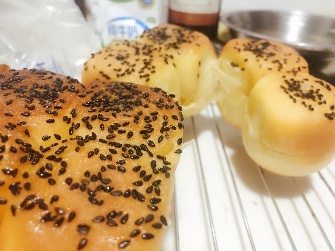 蜂蜜脆底小面包