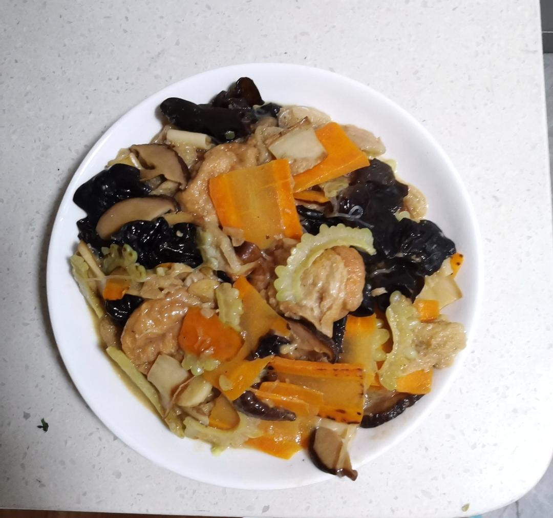 想轻松吃瘦，【罗汉斋】必须上榜！