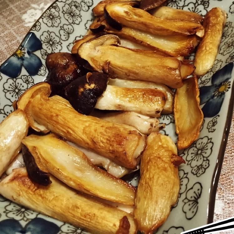 香煎松茸的做法