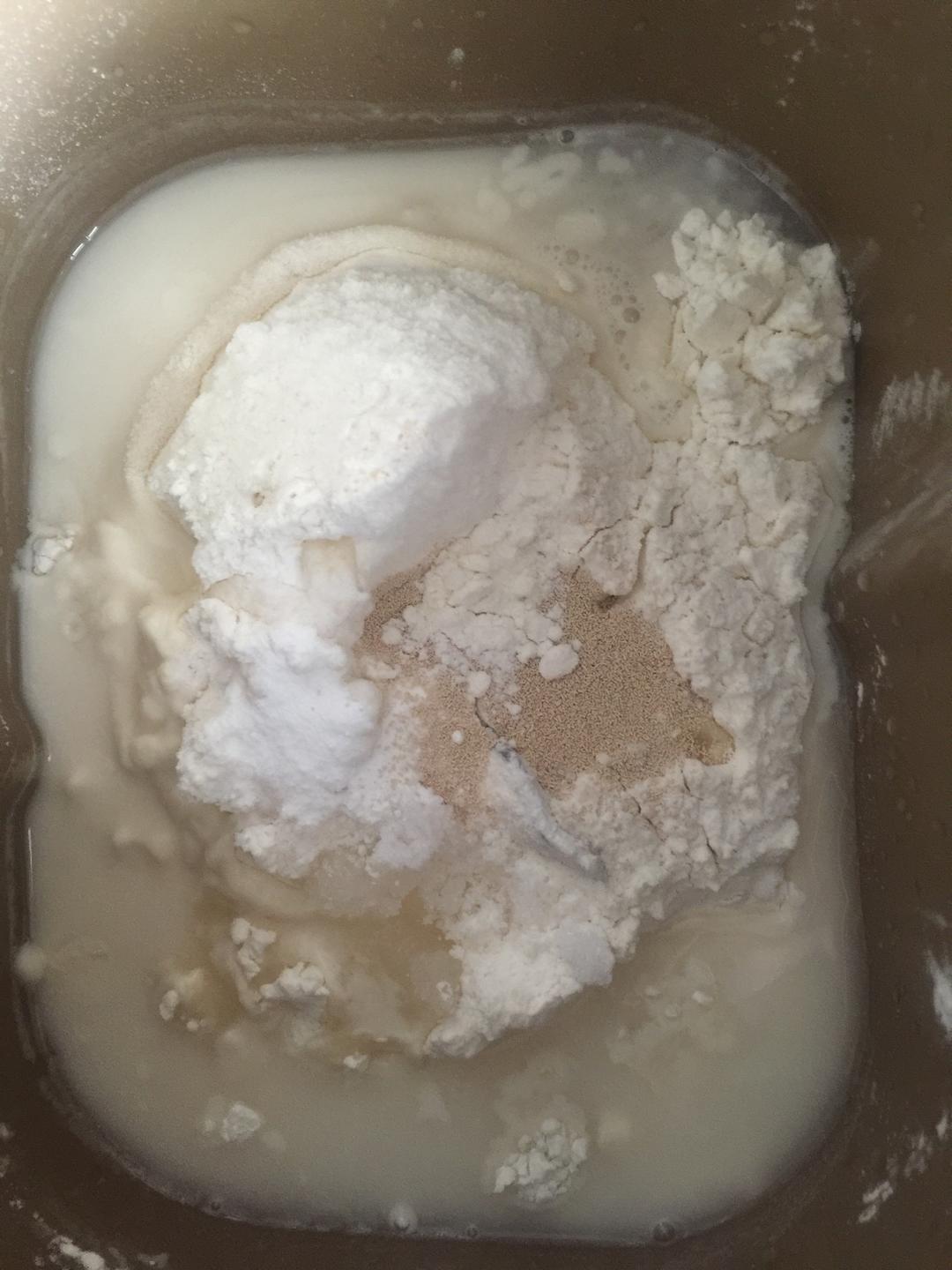 纯奶手撕吐司的做法 步骤1