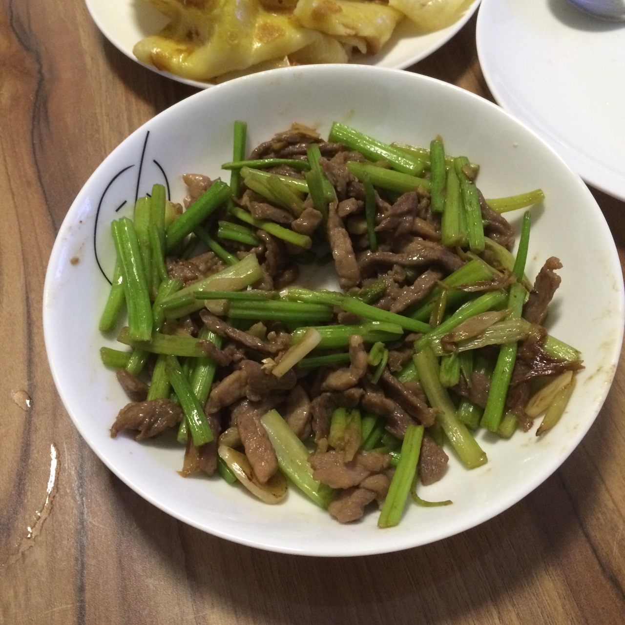 芹菜炒肉