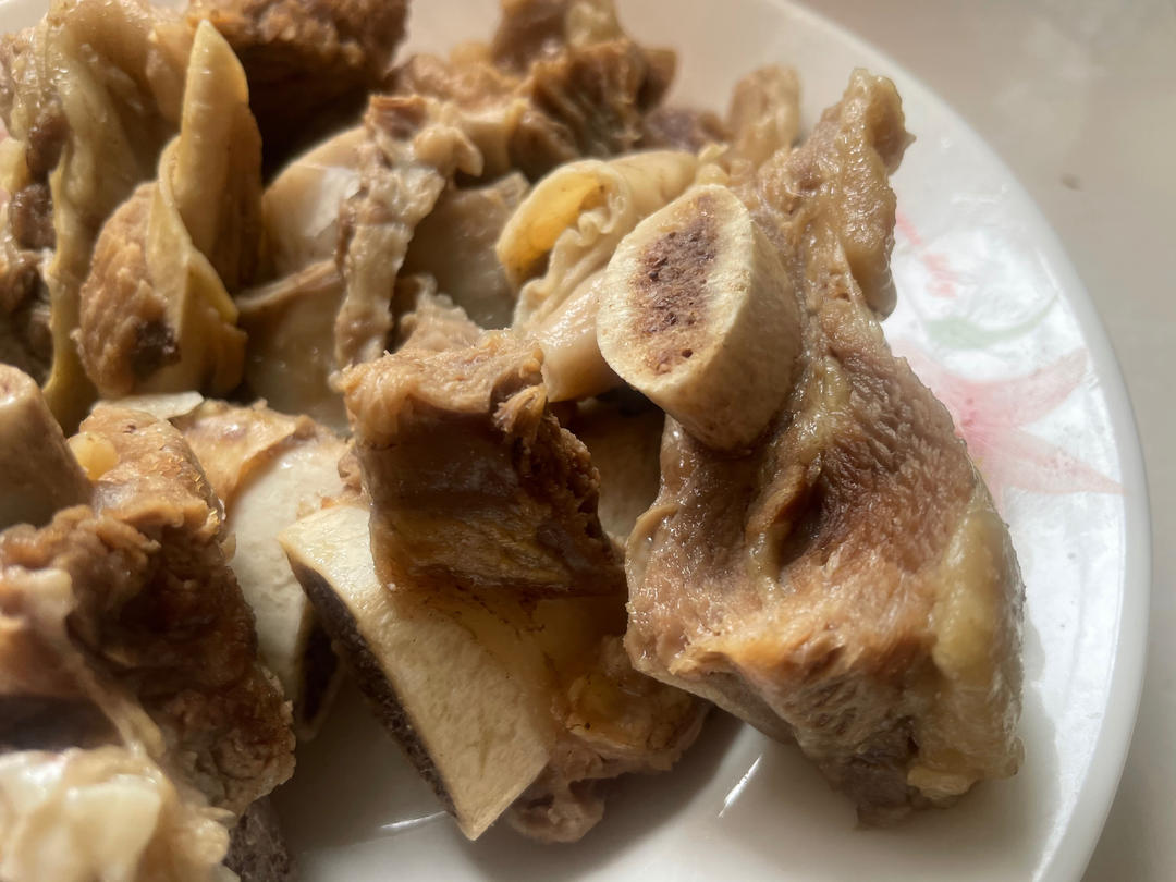 😋简单又美味！清炖牛肋条，吃货必尝！