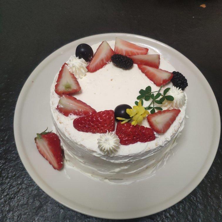 ins风 草莓奶油蛋糕