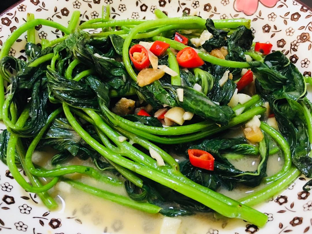 蒜蓉炒红薯叶