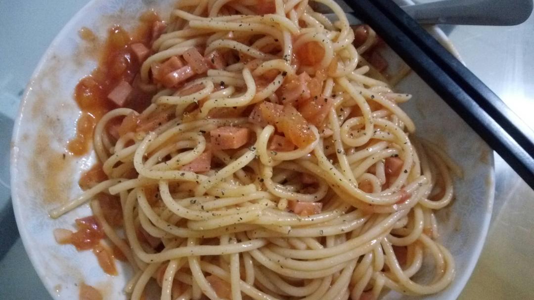 番茄意大利面