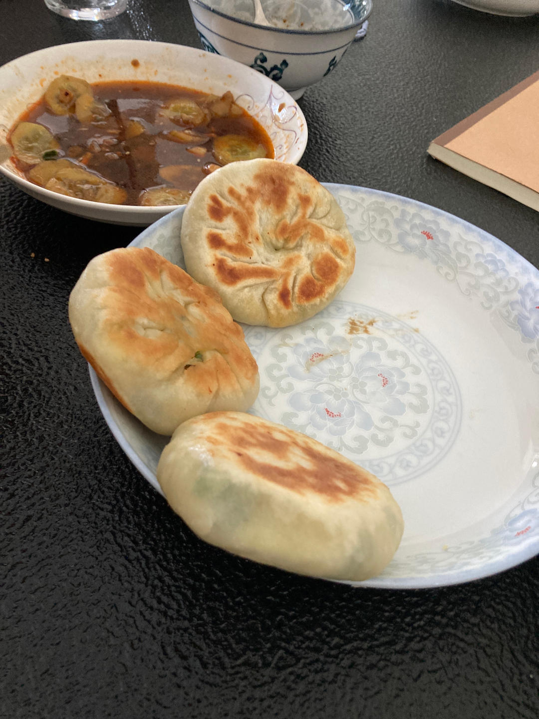 皮薄馅大～韭菜鸡蛋饼