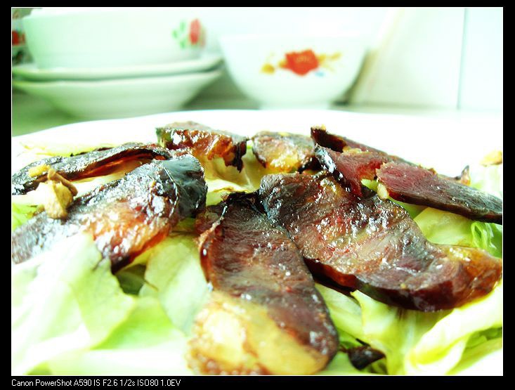 腊肠手撕包菜