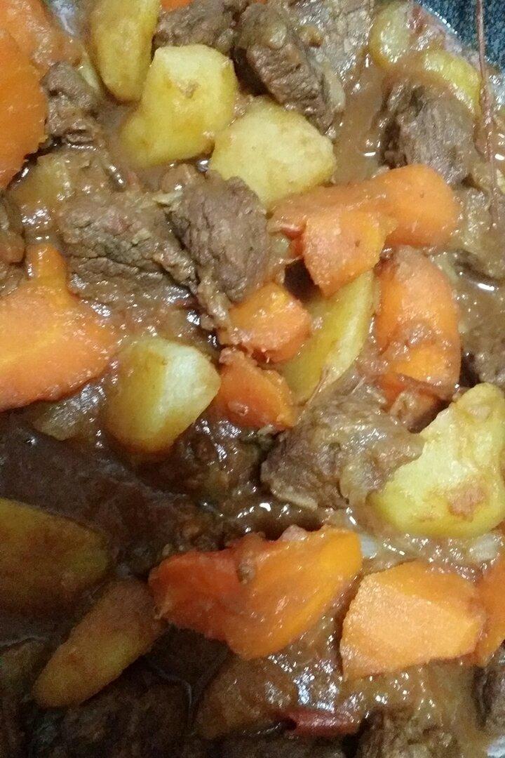 红烧牛肉土豆 （独家秘制）