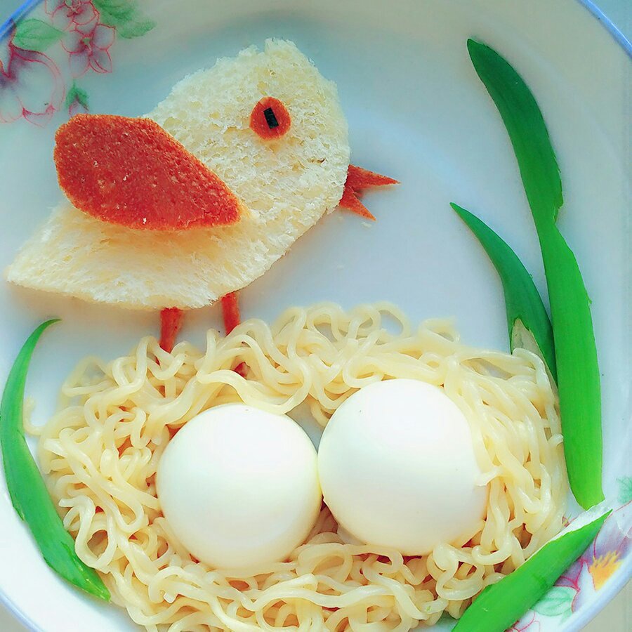 开心鹌鹑蛋小鸡