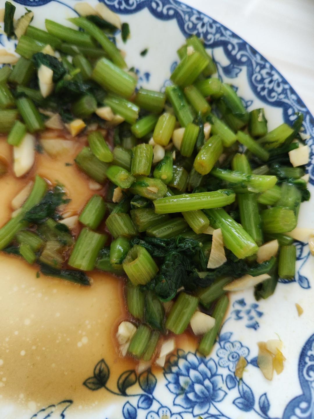 凉拌茼蒿