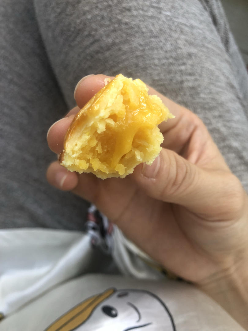 流心奶黃月餅