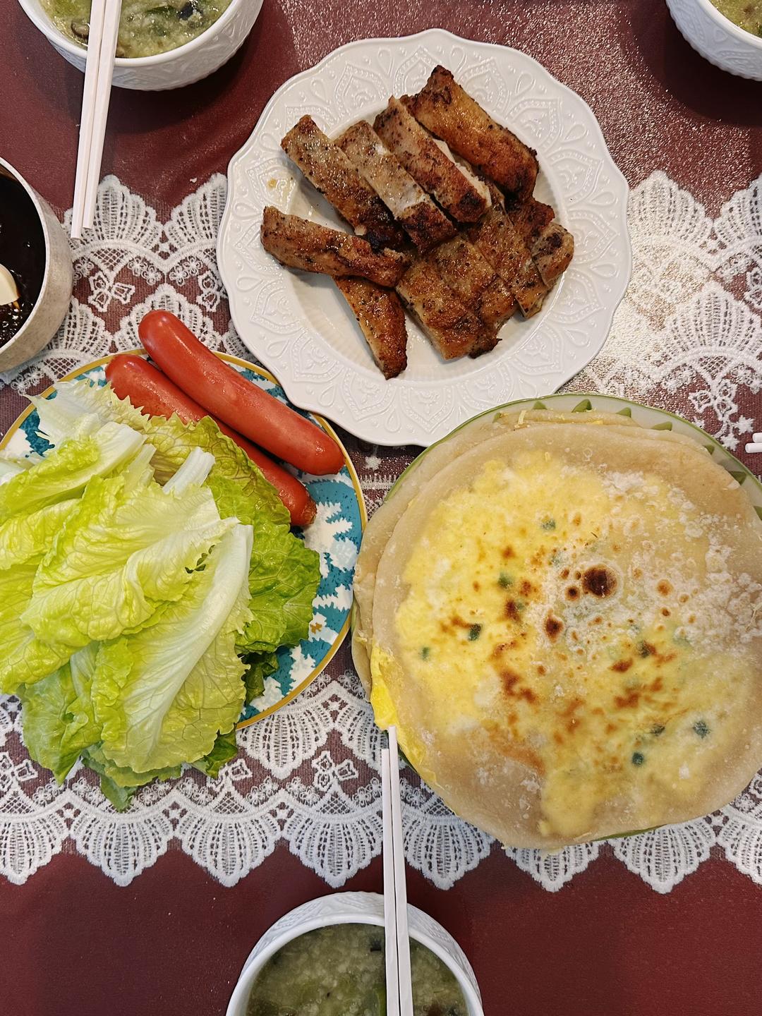 张张都鼓大泡的鸡蛋灌饼这样做不鼓大泡都难
