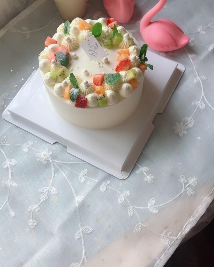 手机用户7391_w52g做的淡奶油蛋糕灵感图