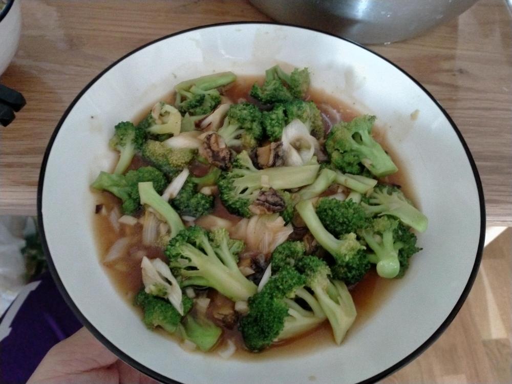 浇汁鲍鱼的做法