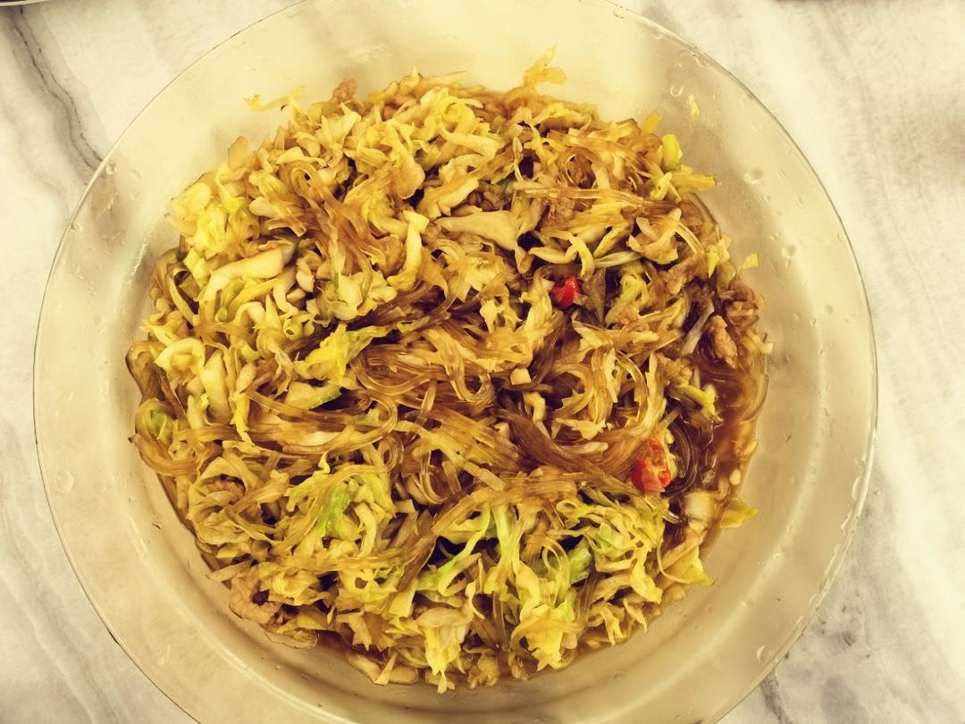 最近爱吃粉丝粉条～包菜炒粉丝