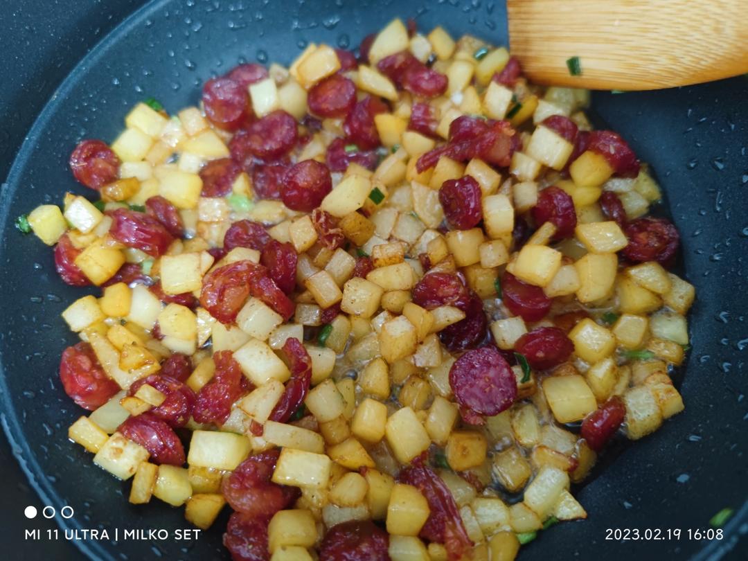 烧烤风味的土豆小香肠