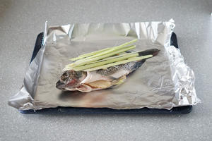 一条走泰国风的鱼-香茅烤鱼的做法 步骤4