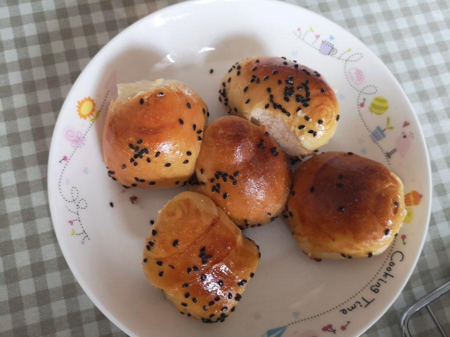 脆底蜂蜜小面包