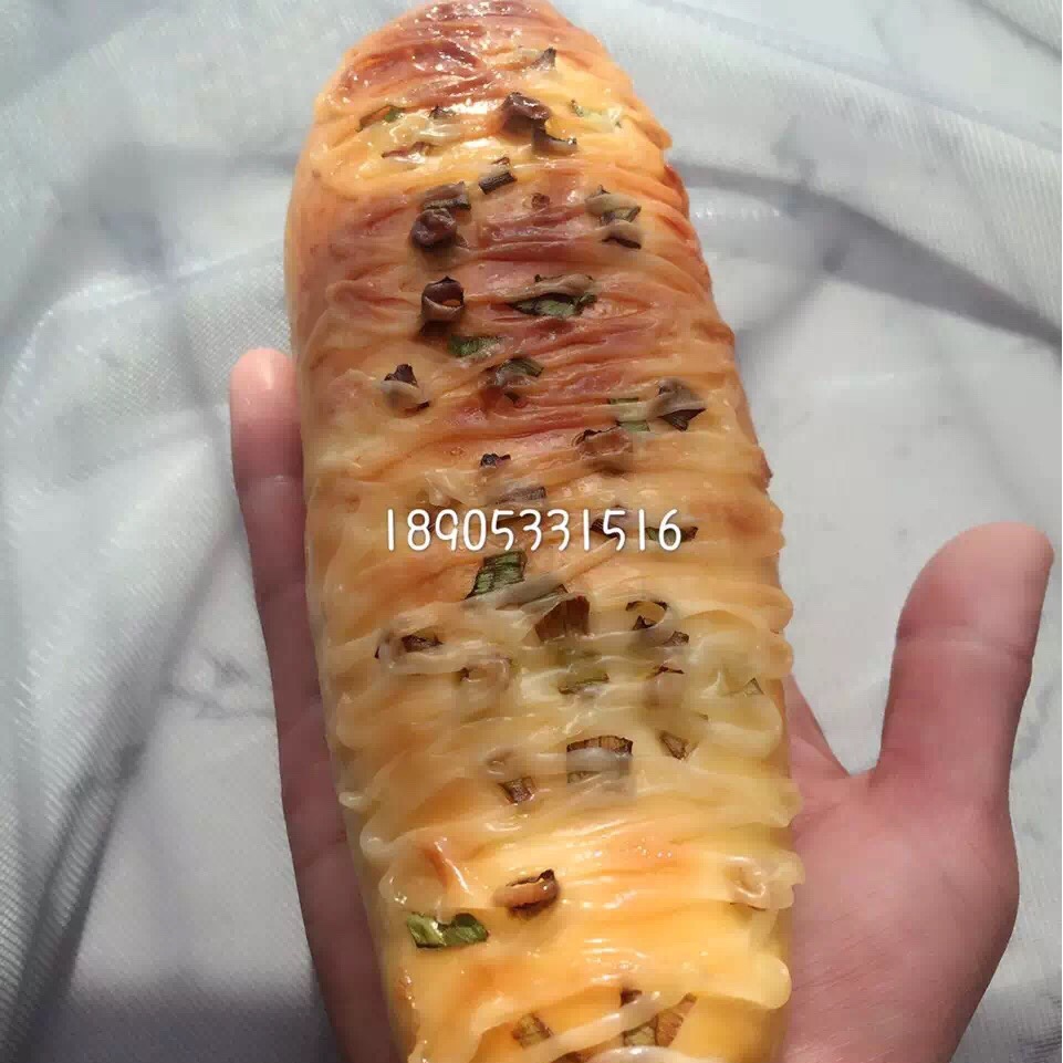 火腿肠早餐面包（一次发酵法）