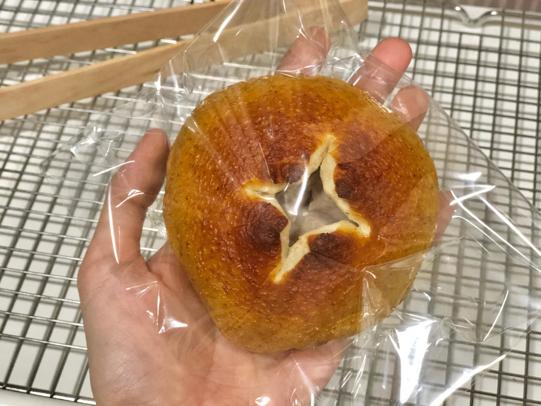全麦芋泥桂花乳酪碱水球