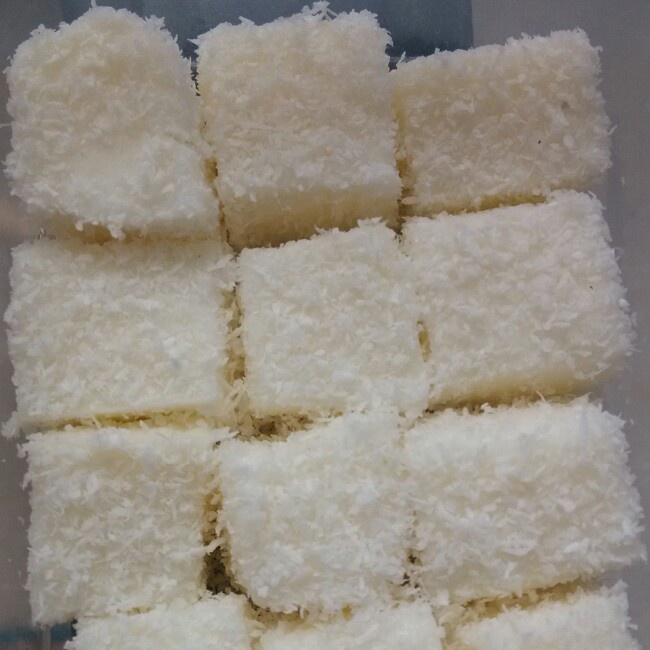 完胜85度C牛奶椰丝小方