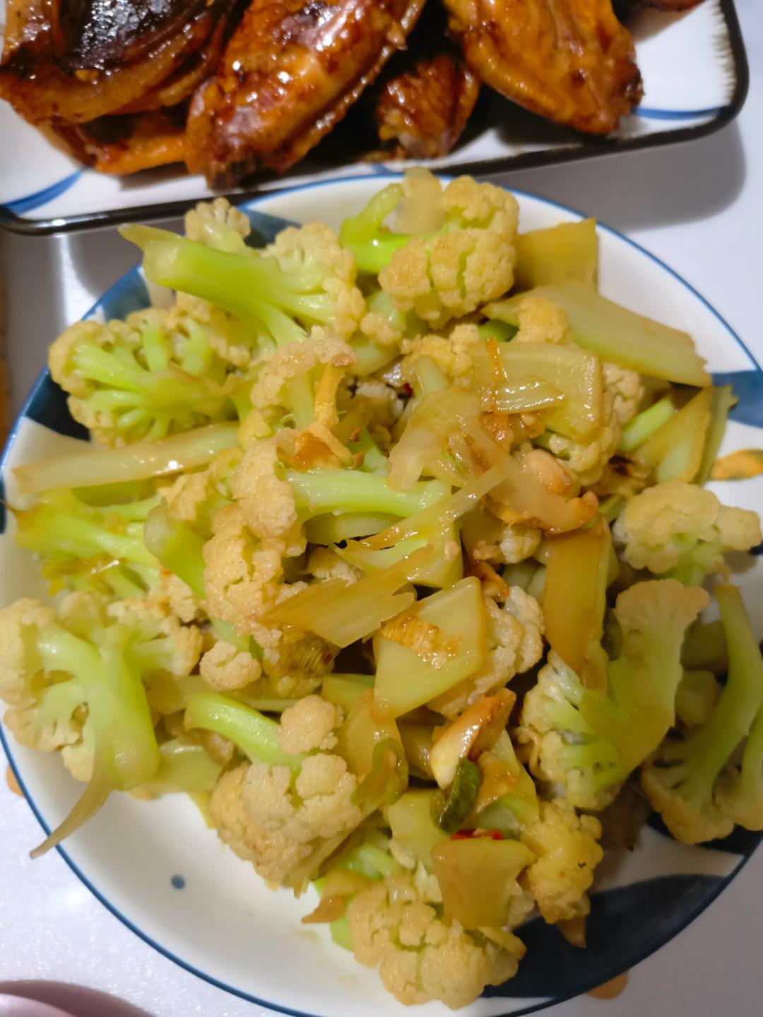 不放肉的干锅有机菜花