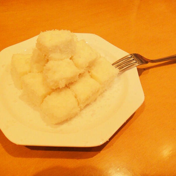 完胜85度C牛奶椰丝小方