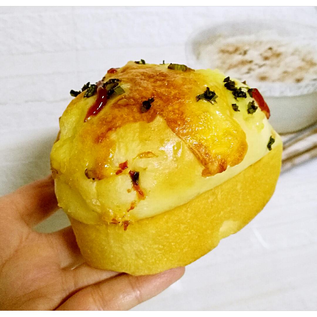 肉松葱香芝士面包